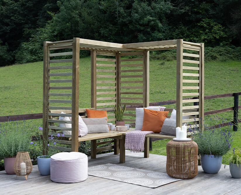 Click HERE to view the Firenze Corner Arbour