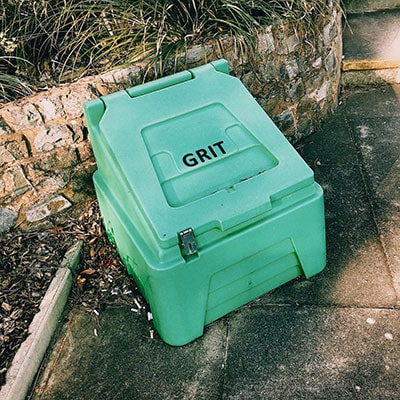 a box of grit